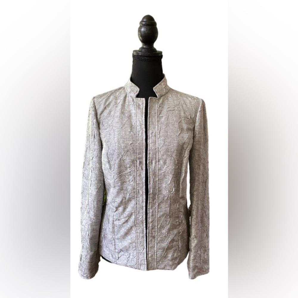 Chico’s: Gray Crinkle Textured Jacket